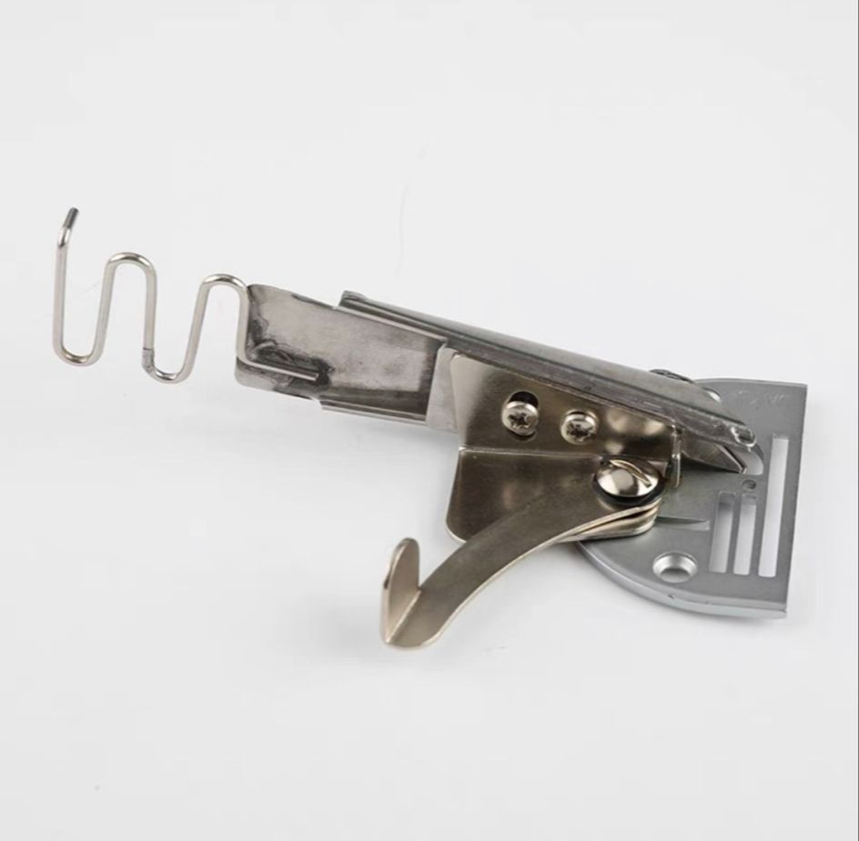 CỬ GẬP ĐÔI KÈM MẶT NGUYỆT MAY BALO - TÚI XÁCH
