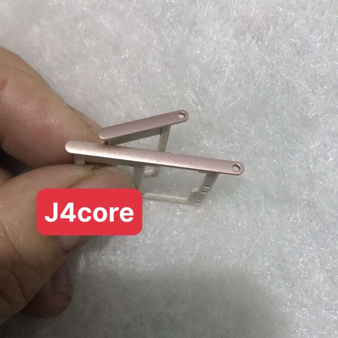 Khay sim Samsung J4 Core (gồm khay sim +khay thẻ nhớ)