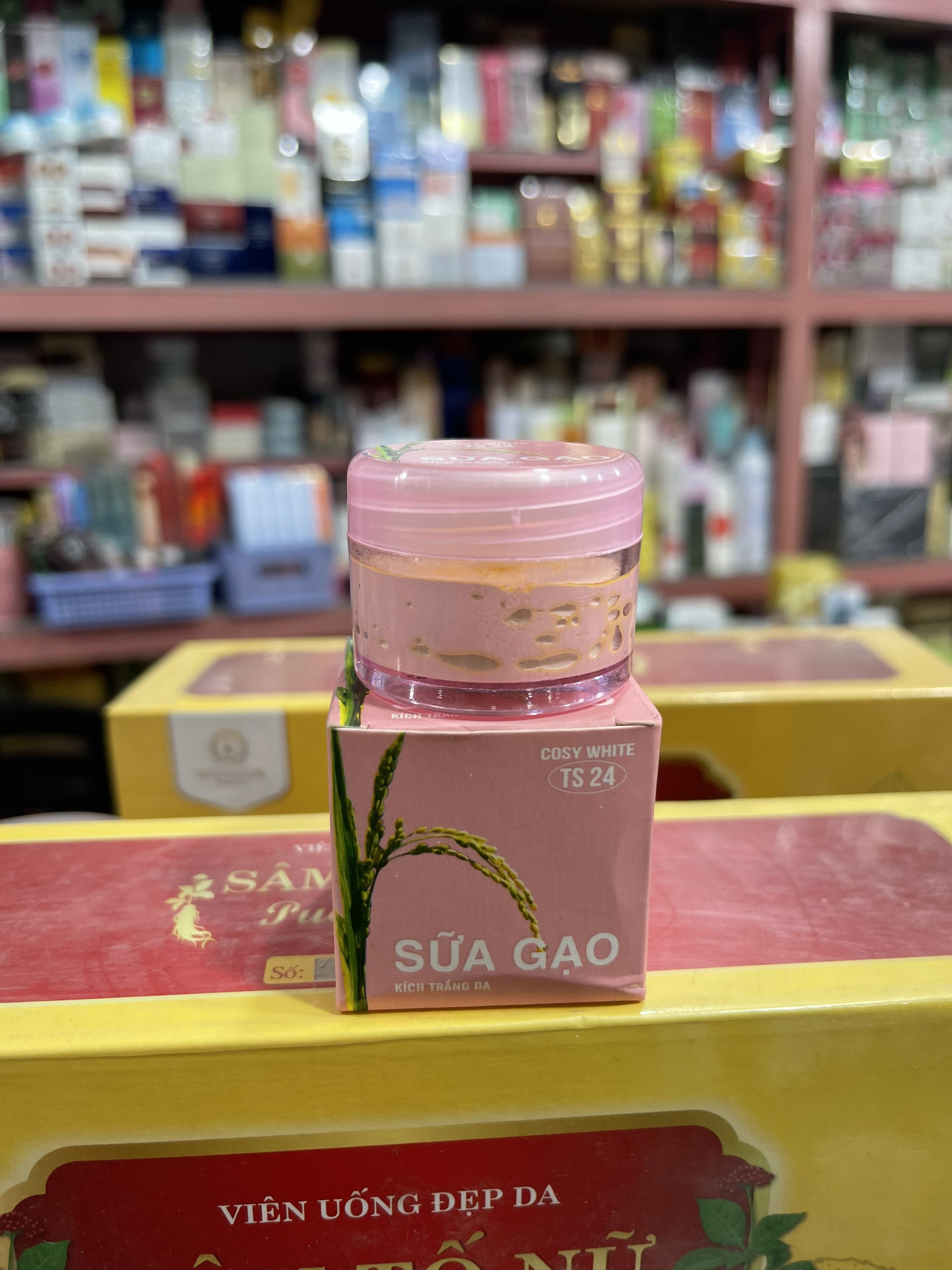 Kem kích trắng da sữa gạo cosy white 10g - 8936102413092