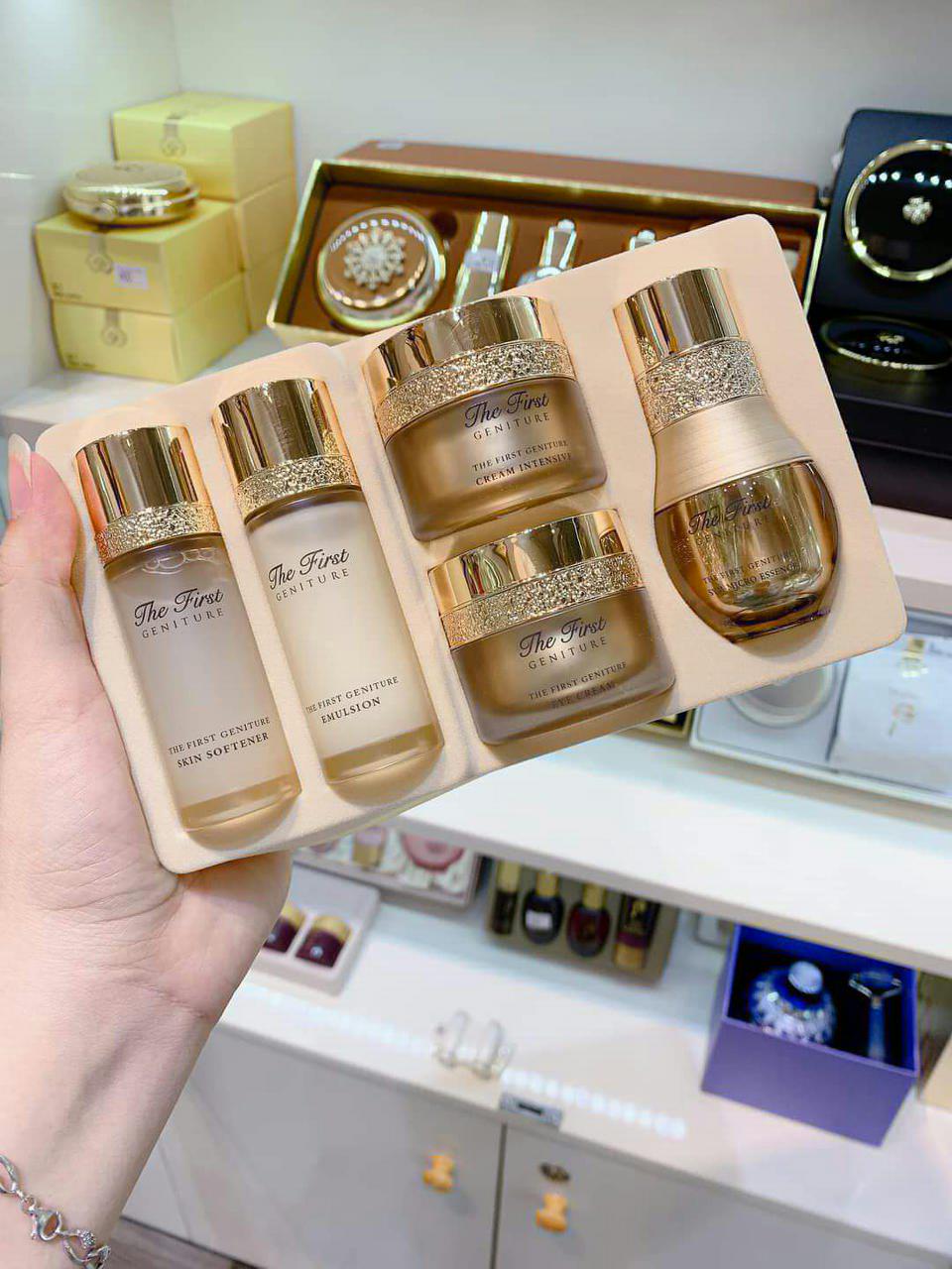 [HCM]Set dưỡng Tái sinh da cao cấp Ohui The first mini