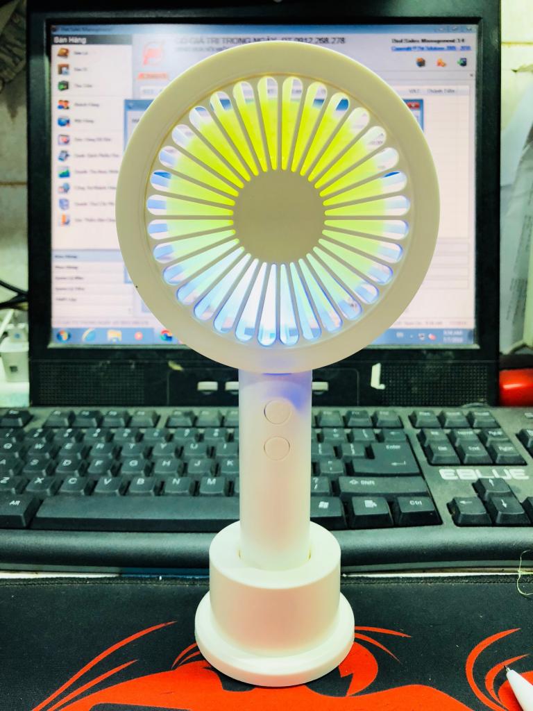 [HCM]QUẠT CẦM TAY 3 CÁNH MHT660-3 CÓ LED