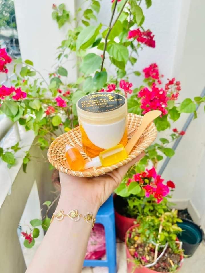 KEM BODY CỐT SIÊU Ủ TRẮNG
