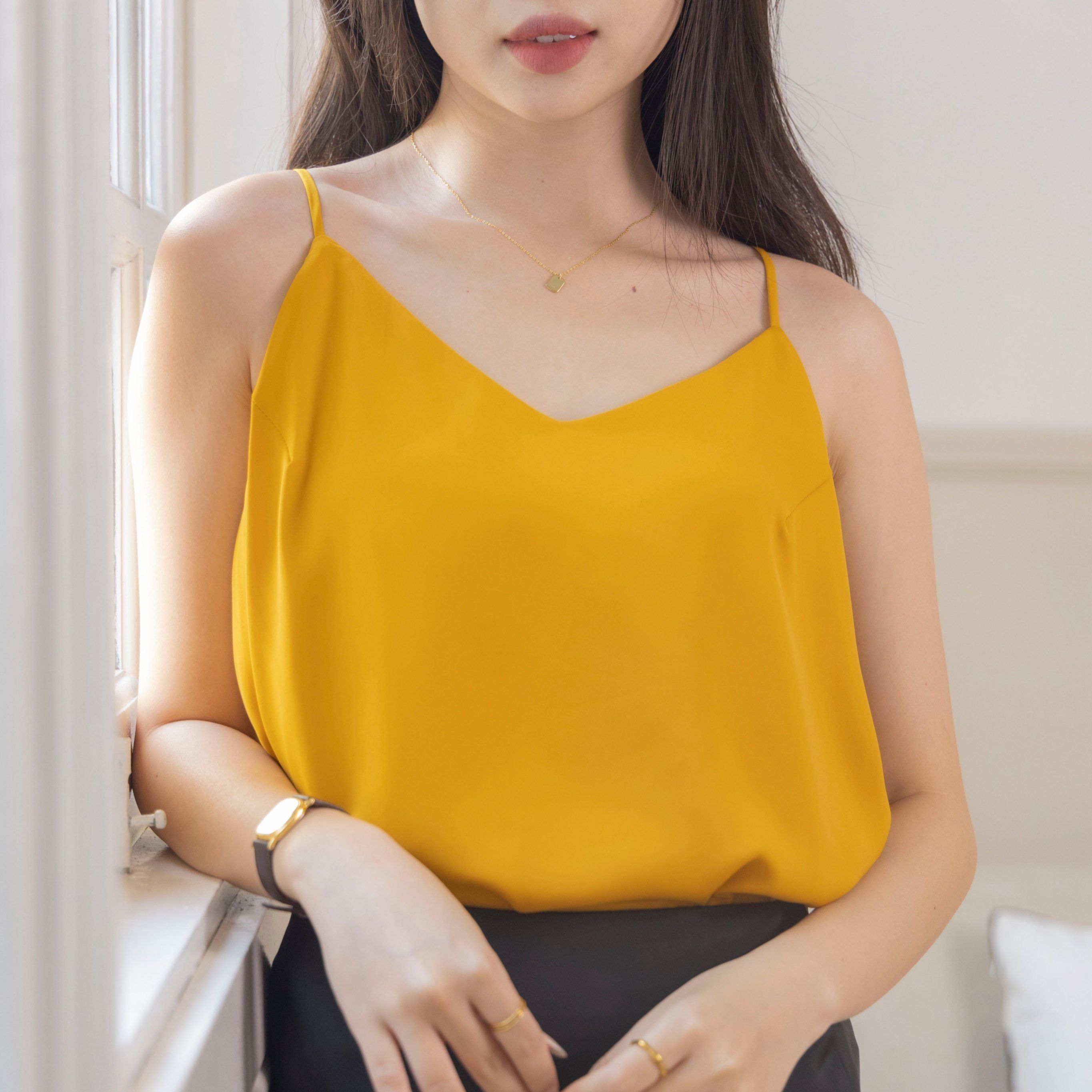 Áo hai dây lụa nữ KHÀN có lót cổ tim freesize cao cấp không nhăn