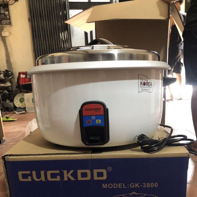 Nồi cơm điện công nghiệp Cuckoo 30l hàn quốc