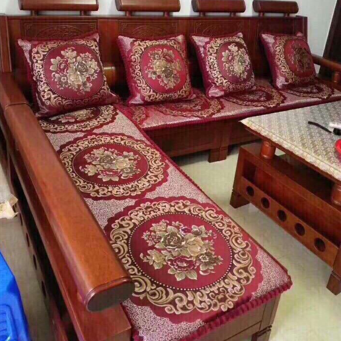 Nệm ghế , thảm ghế hoàng gia đỏ các kích thước từ 1m7 x 55cm