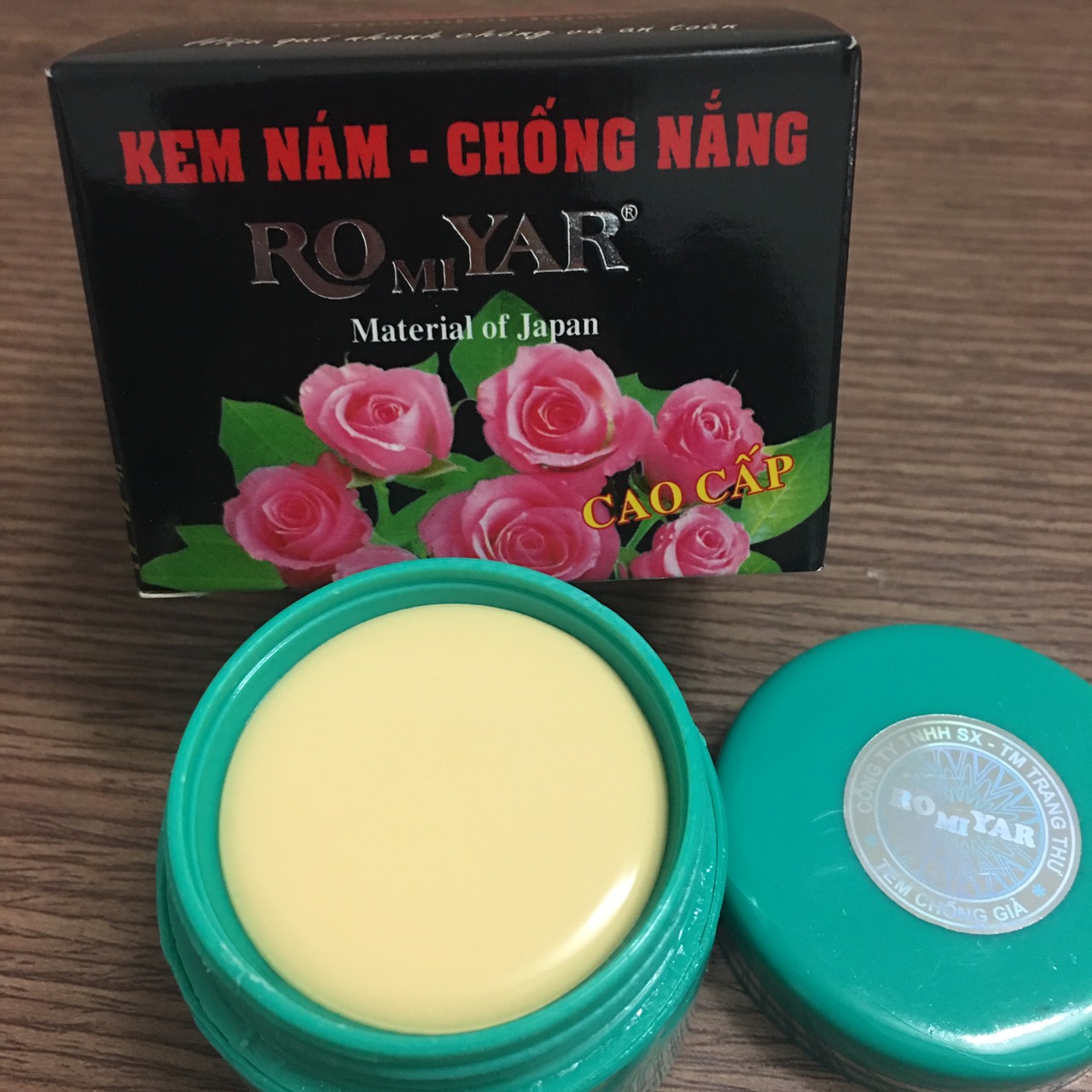 Kem nám chống nắng Romiyar 15g