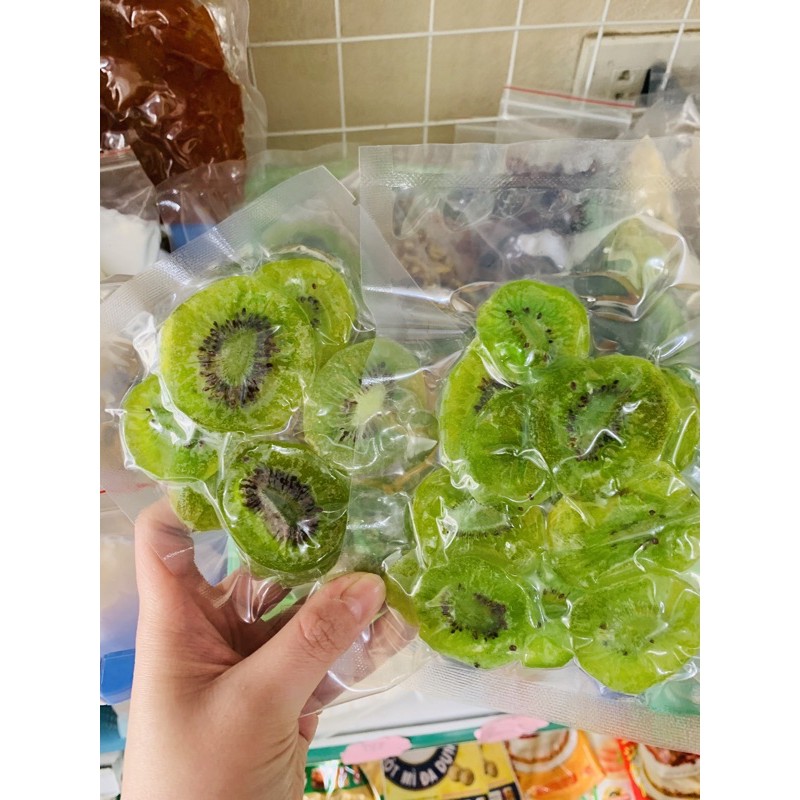 mứt kiwwi sấy dẻo 100g