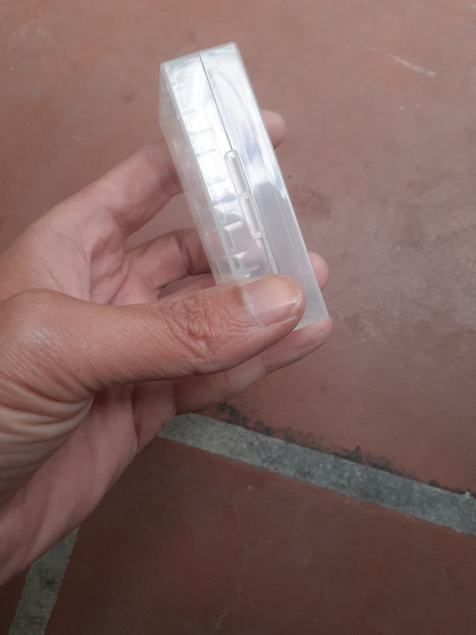 HỘP ĐỰNG PIN 18650 (2 -4 PIN)