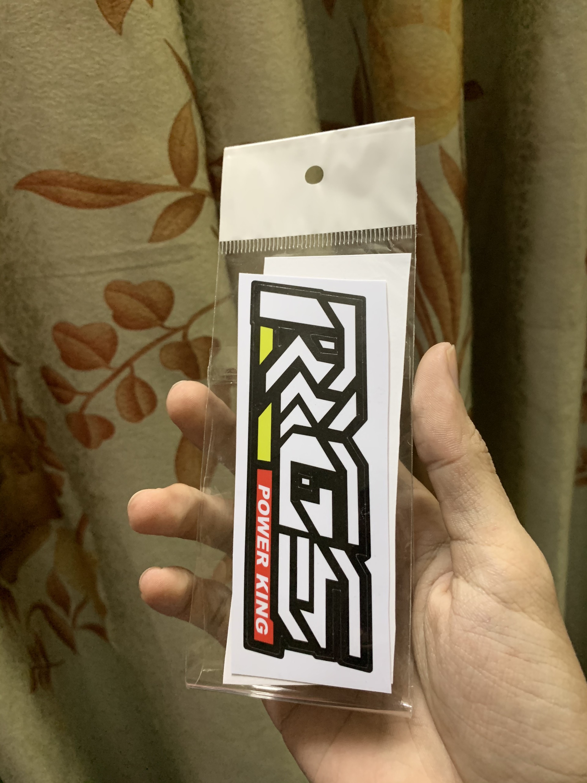 Tem con dán xe phong cách Taiwan hiệu RRGS [3,3*10,6cm] - 1 set có 2 con tem