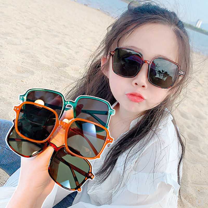 Kính Mát Gọng Vuông Chống Nắng Thời Trang Cho Bé