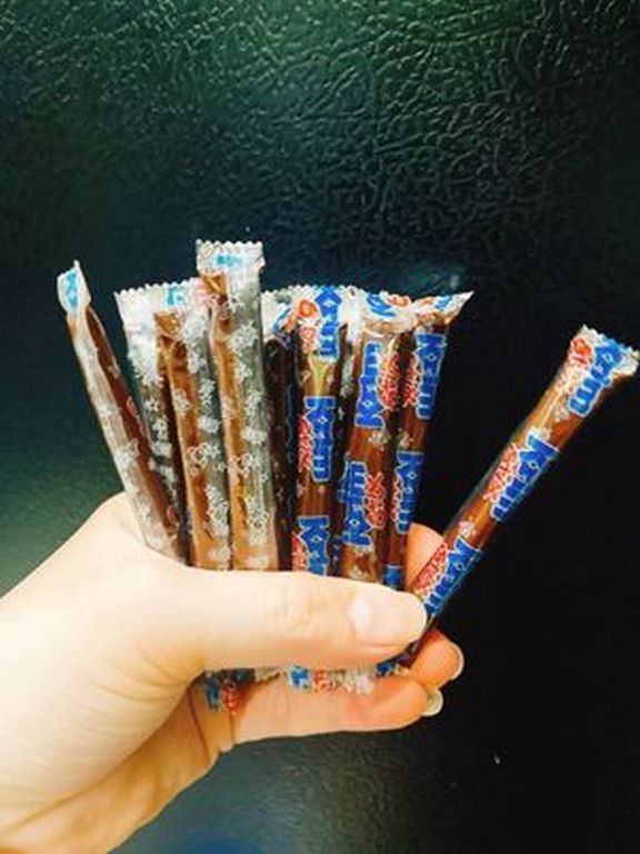 KẸO QUE MỀM SOCOLA KRIM STIX - 20 QUE
