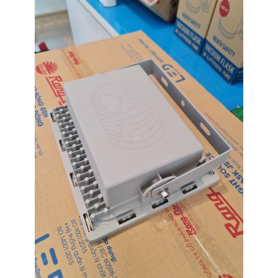 đèn năng lượng mặt trời BCT-4.0(LD-300w)