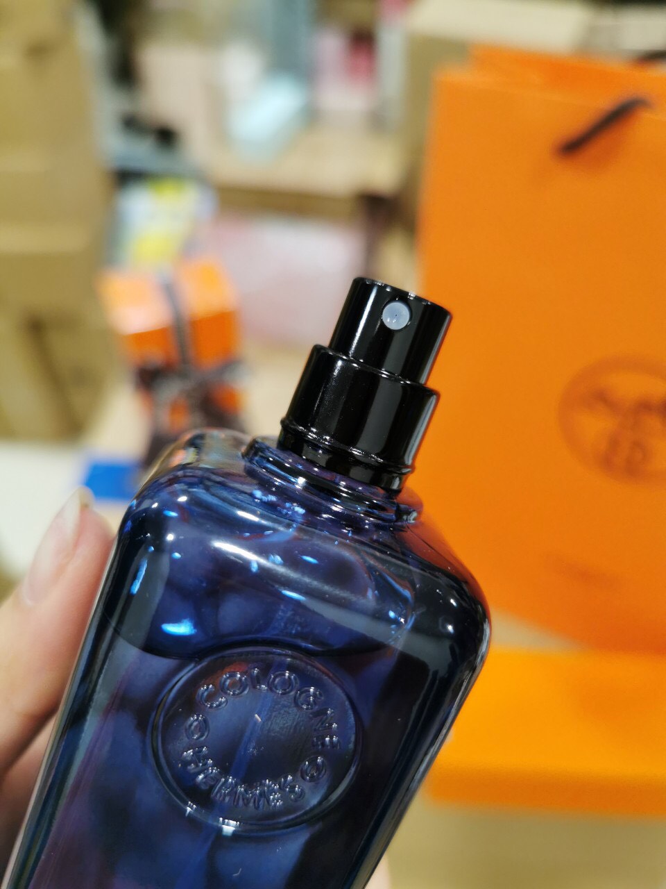 nuoc hoa EAU DE CITRON NOIR HERMÈS
