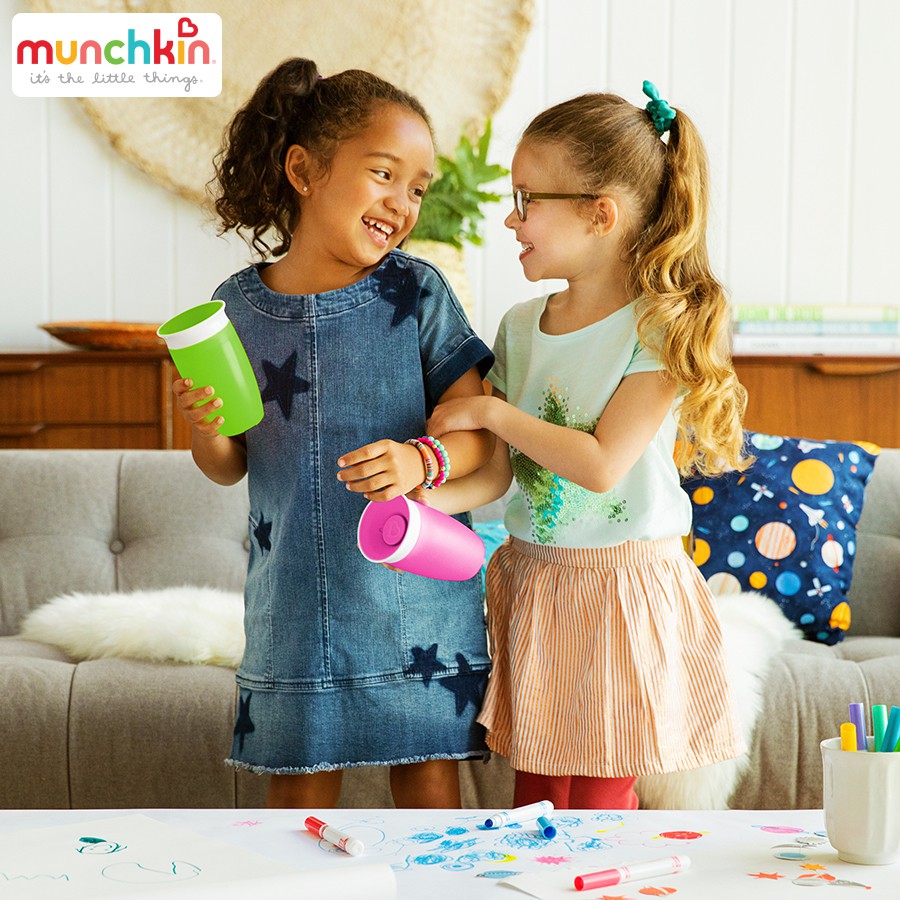 Cốc 360 độ Munchkin chống đổ, có nắp 296ml