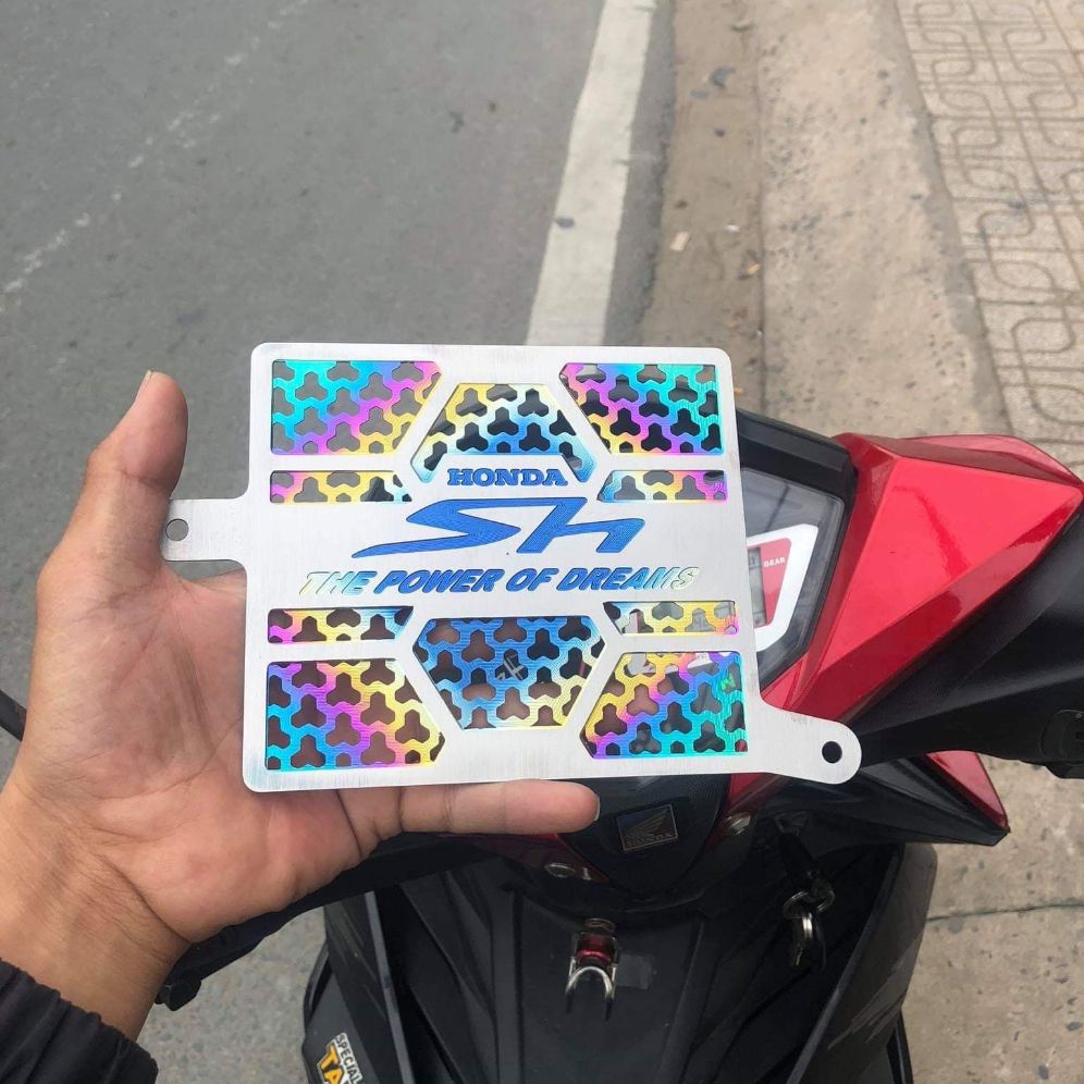 che két nước titan sh 2020