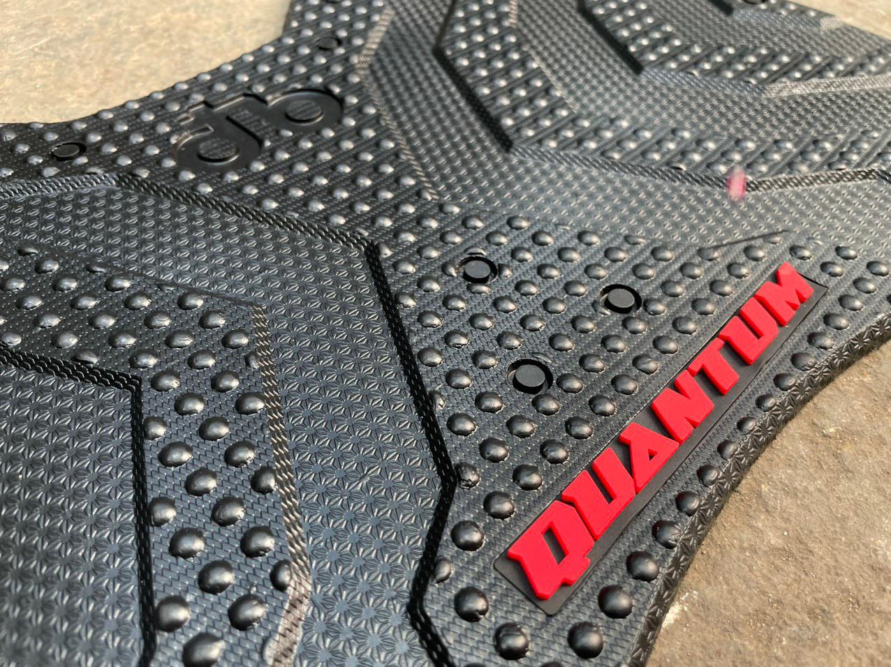 THẢM LÓT CHÂN XE MÁY ĐIỆN DATBIKE QUANTUM ĐEN DÀY