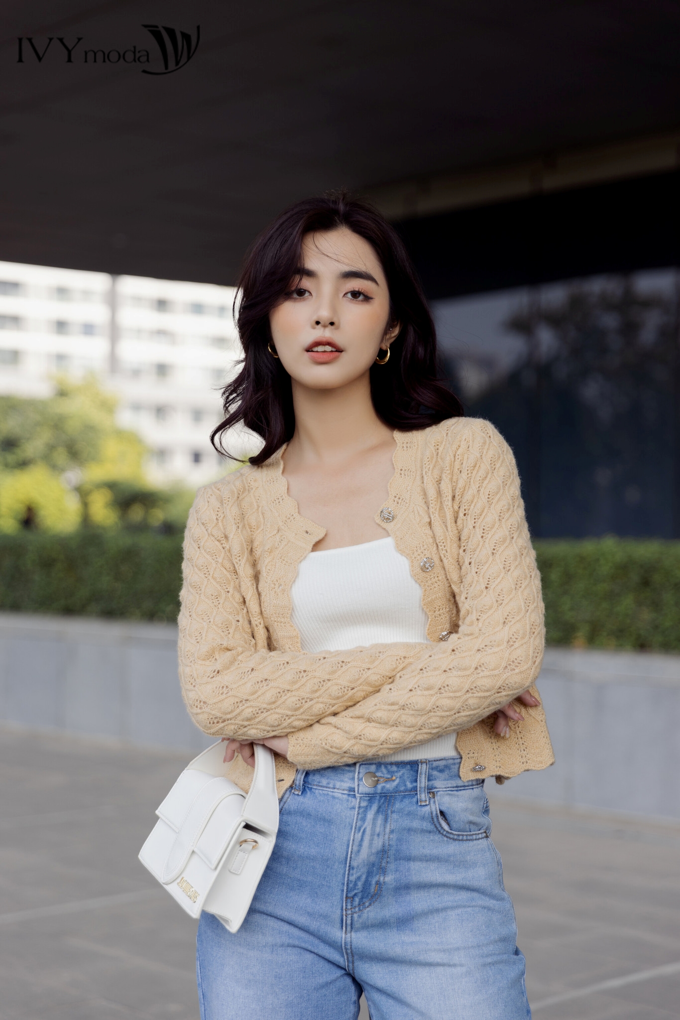Áo khoác len ngang hông nữ IVY Moda MS 77B8035