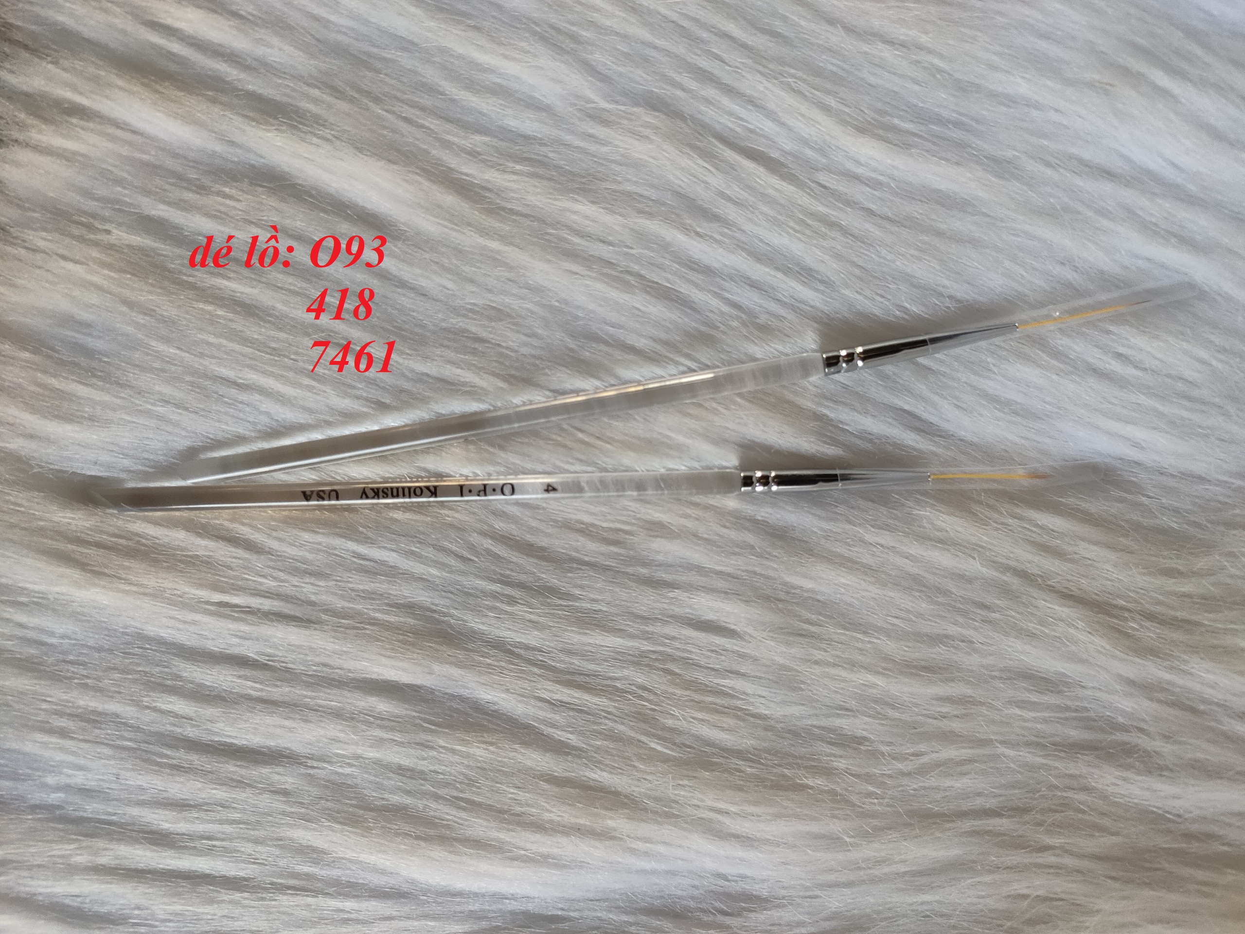 Cọ nét cán trong Kolinsky cán trong OPI 2.3cm