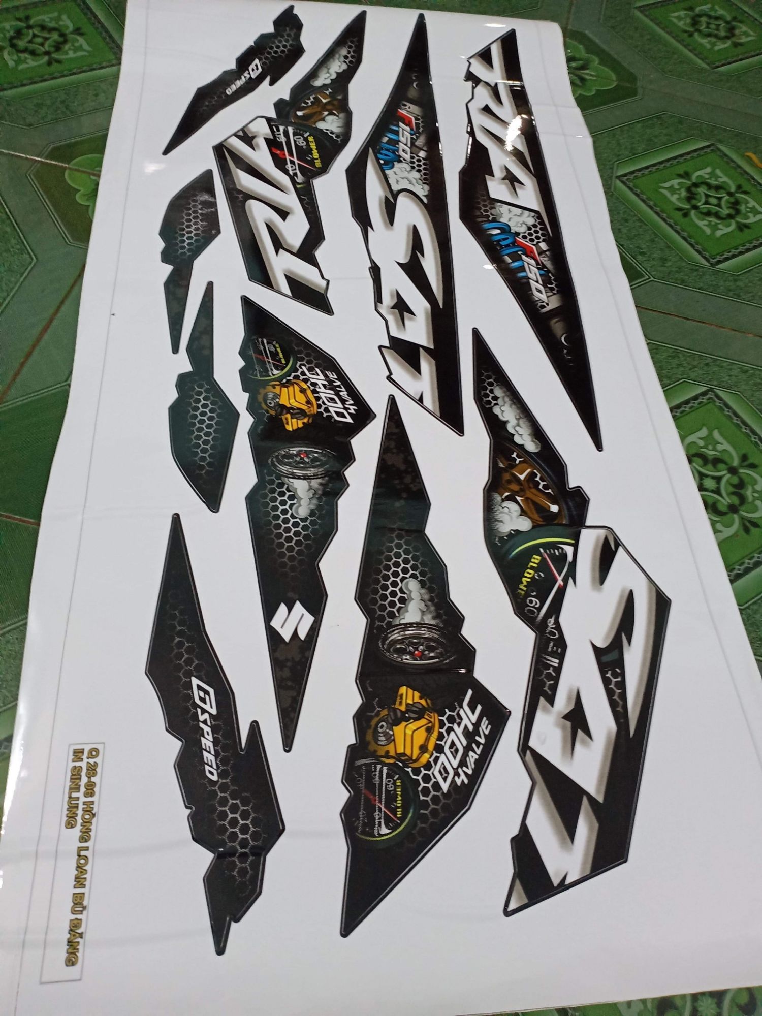 tem rời satria F150 ko bay màu