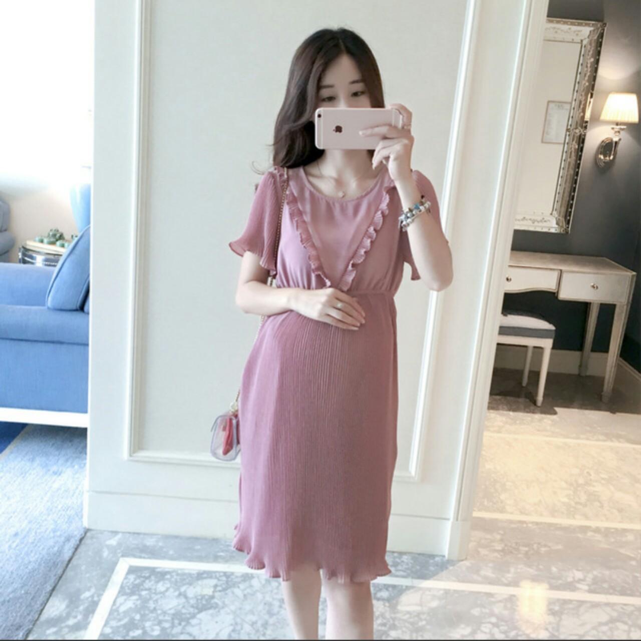Đầm Bầu Voan Xếp Ly Cổ Bèo