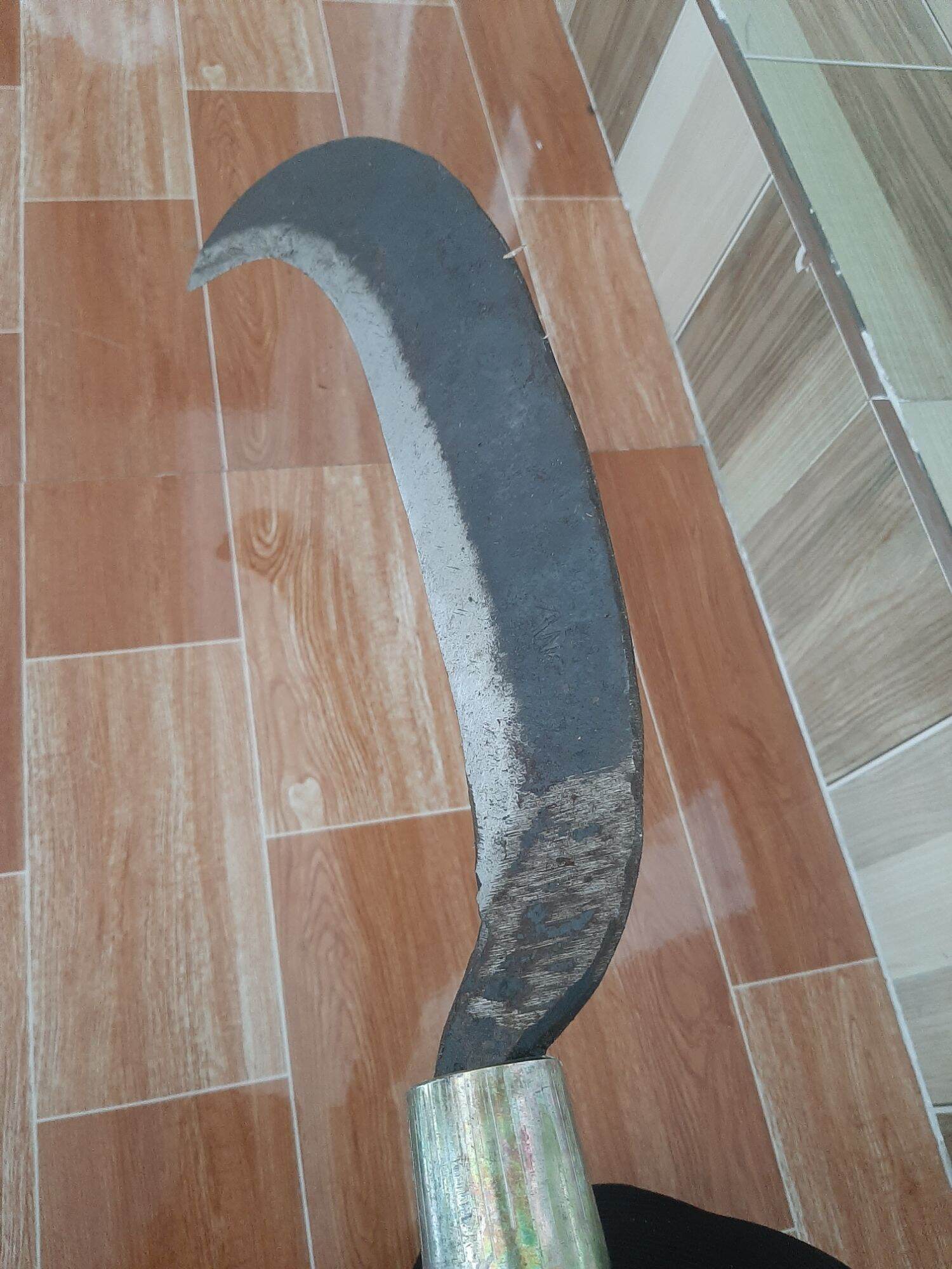 (HCM) RỰA QUẮM, PHÁT CỎ, CHẶT CÂY CÁN GỖ