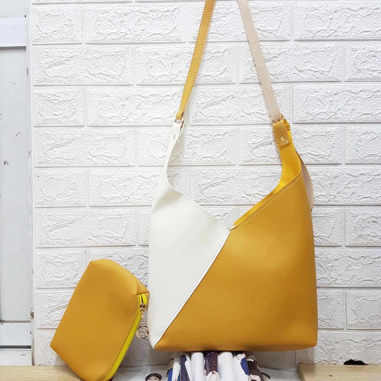 Túi da chéo vạt cut - out bag trẻ trung
