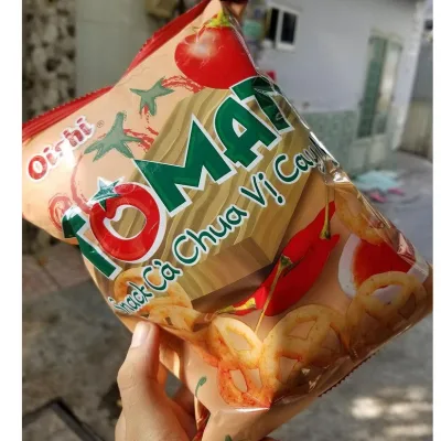 Snack Cà Chua Oishi vị cay ngọt 40g