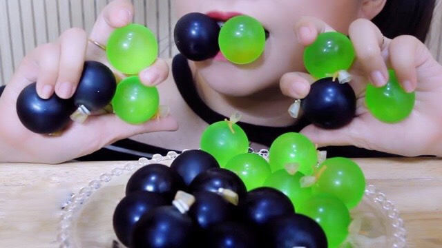 Thạch nho nổ Kyoho Hàn Quốc (7 viên)