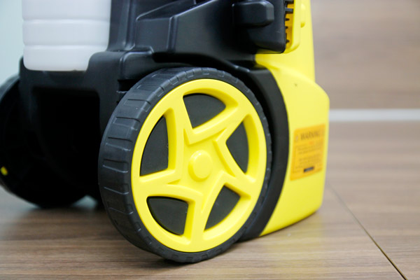 Máy phun xịt rửa xe áp lực nước Lavor ( Thương hiệu Italia ) NINJA PLUS 130
