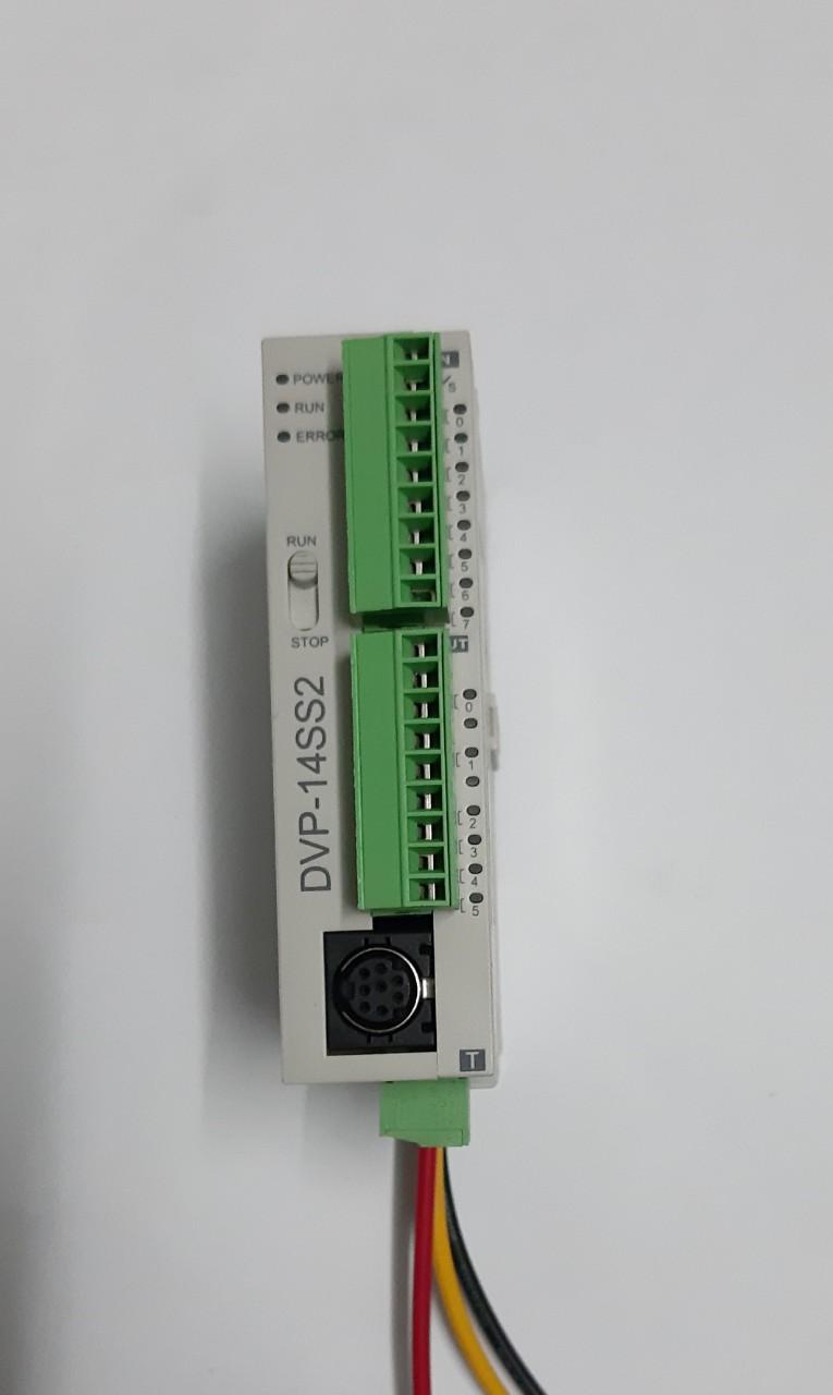 PLC Delta DVP-14SS2 ( New 95%)