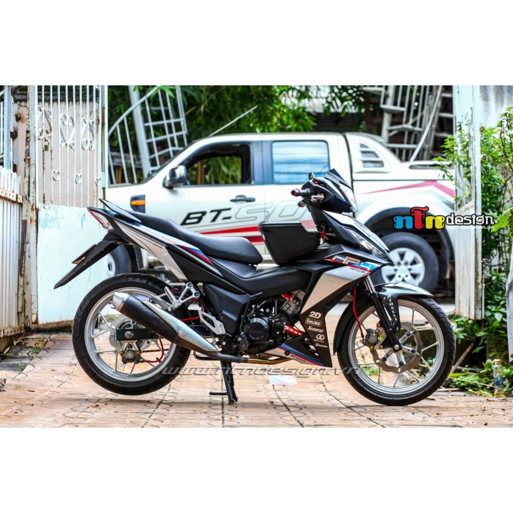 Tem Rời Dán Xe Winner V1 Mẫu HP4 Đen Đỏ Xanh