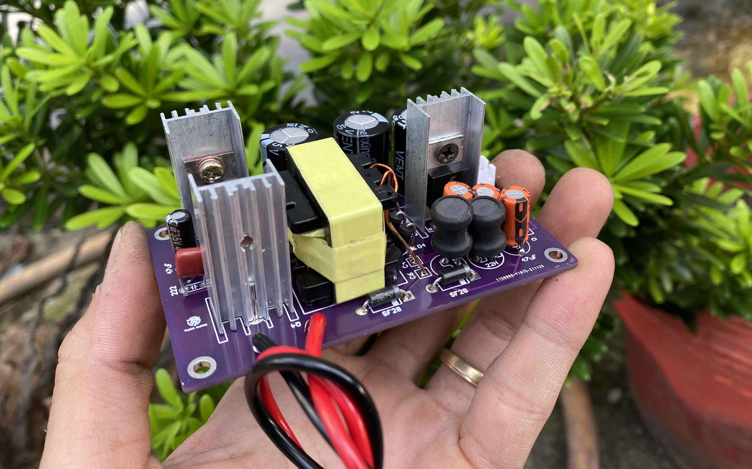 Mạch chia nguồn cách li 12VDC
