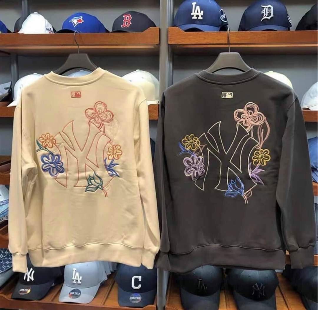 Áo Sweater MLB NY thêu hoa cực nét
