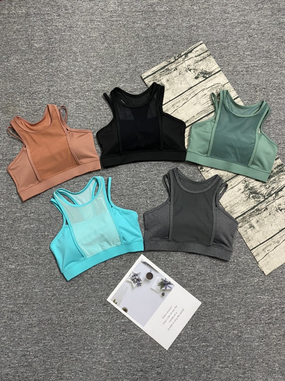 Áo bra phối lưới tập Gym Yoga chất thun co giãn 4 chiều thấm hút mồ hôi tốt