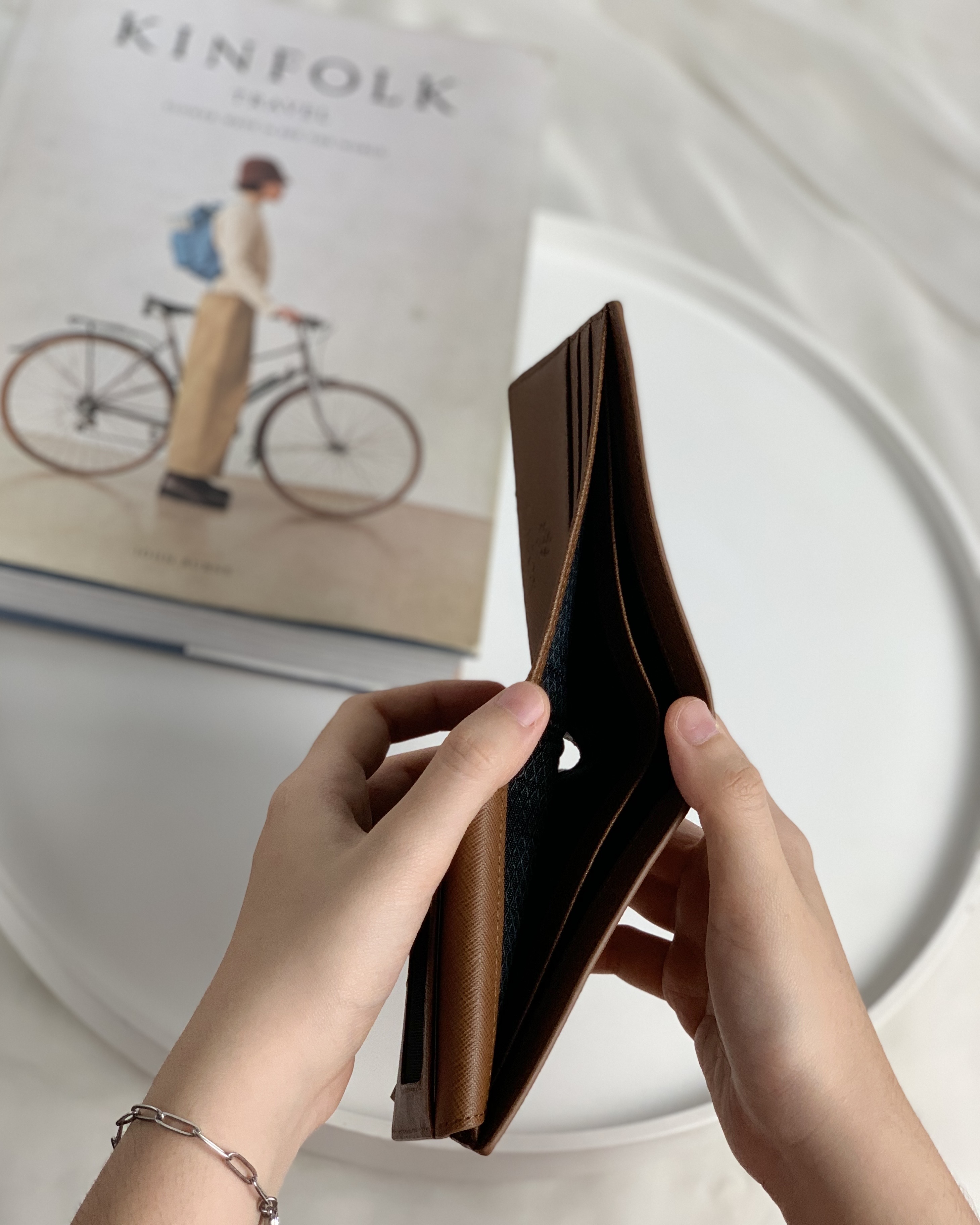 Ví nam LAGOM Da thật - Plus wallet