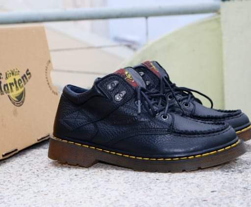 DR.MARTEN 5989 ( BLACK )