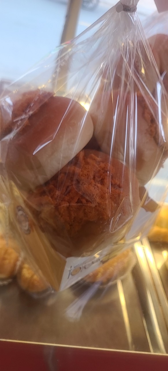 Bánh mì chà bông phô mai trứng muối chảy - 1 túi 5 cái