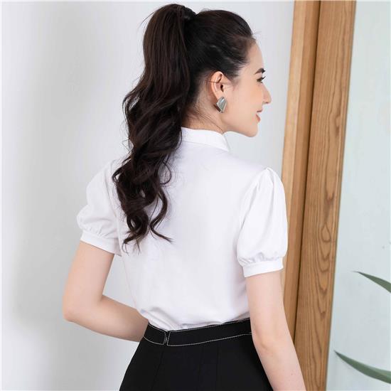 [HCM]Áo thun trắng cổ polo thêu hoa