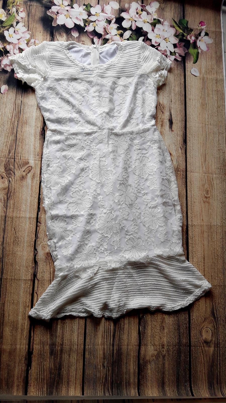 Đầm ren đuôi cá freesize 40kg - 50kg