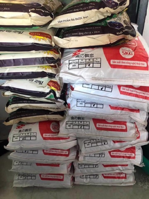 1KG Cám cá Koi tăng trưởng King Feed (42%Đạm)