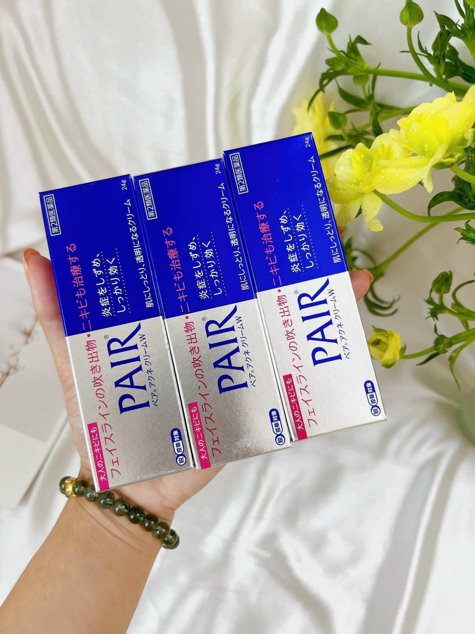 Kem ngừa mụn Pair Acne W Cream Nhật Bản