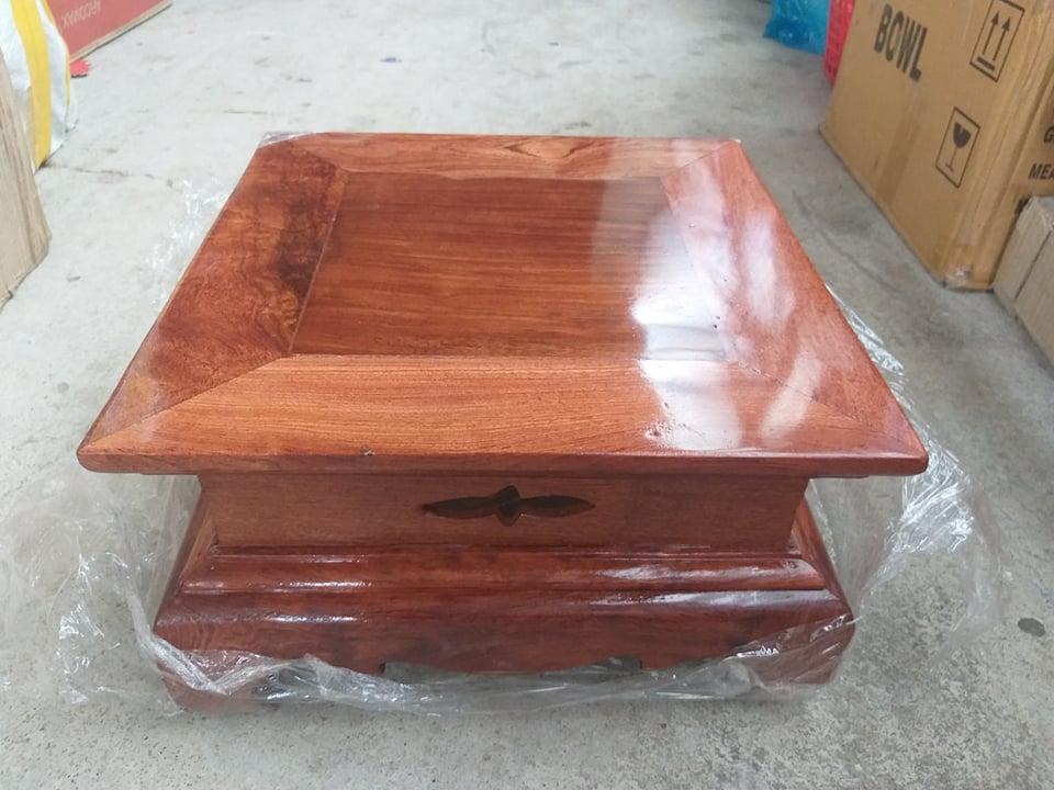 Đôn vuông gỗ Hương mặt 25cm cao 16cm