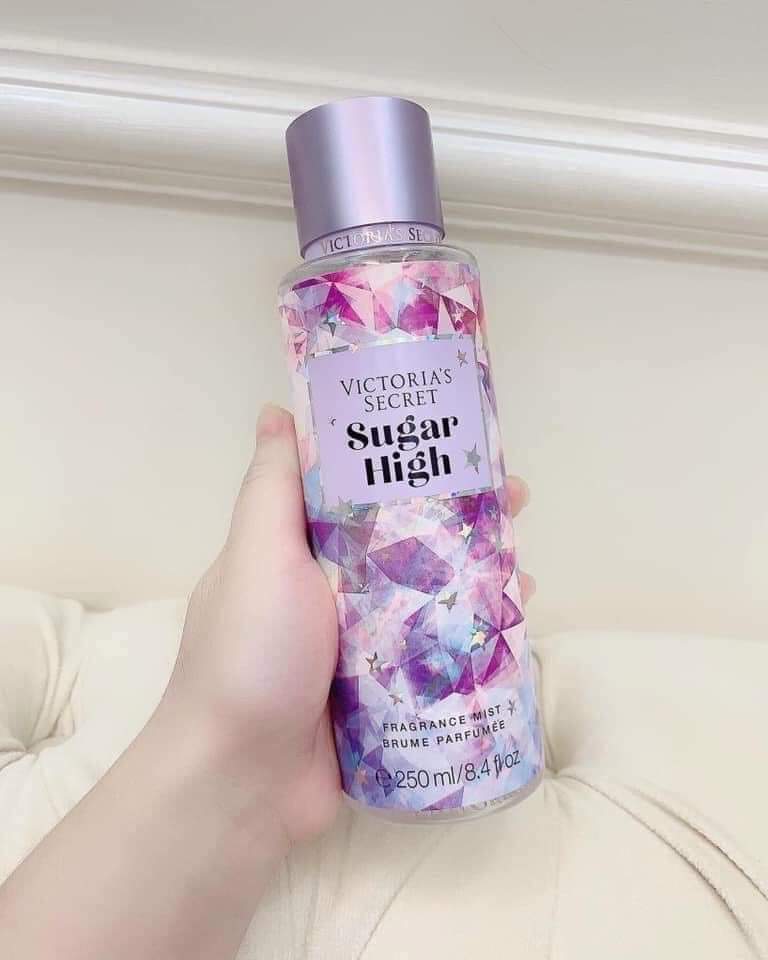 Xịt Toàn Thân Victoria’s Secret 250ml Hương Thơm Quyến Rũ ,Lưu Hương Lâu. Nước Hoa Victoria's Secret 250ml Phiên Bản Mới