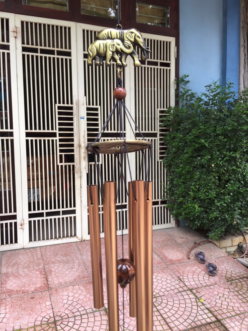 Chuông gió phong thủy hình voi may mắn