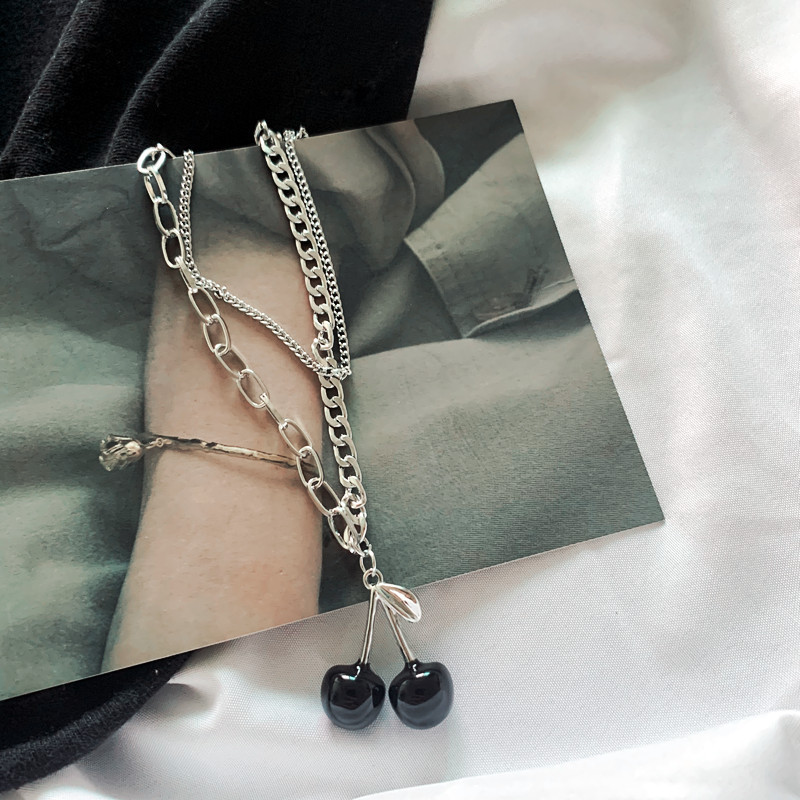 Dây chuyền cherry đen siêu ngầu