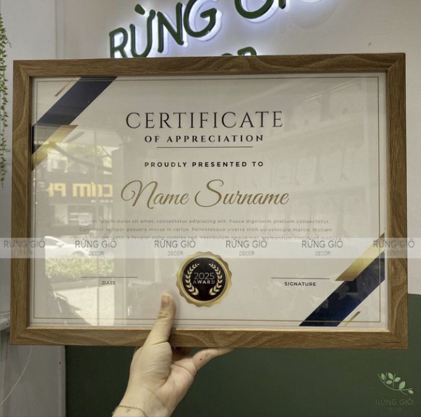 Khung tranh, khung bằng khen A4 màu gỗ