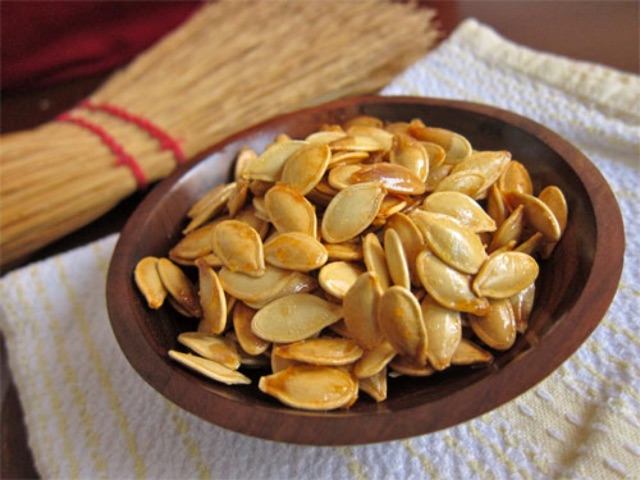Hạt bí rang thơm giòn, siêu sạch (500g)
