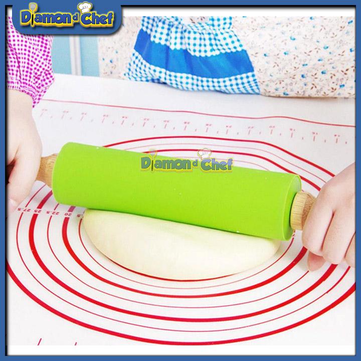 CÂY CÁN BỘT SILICON SIZE TRUNG 28CM
