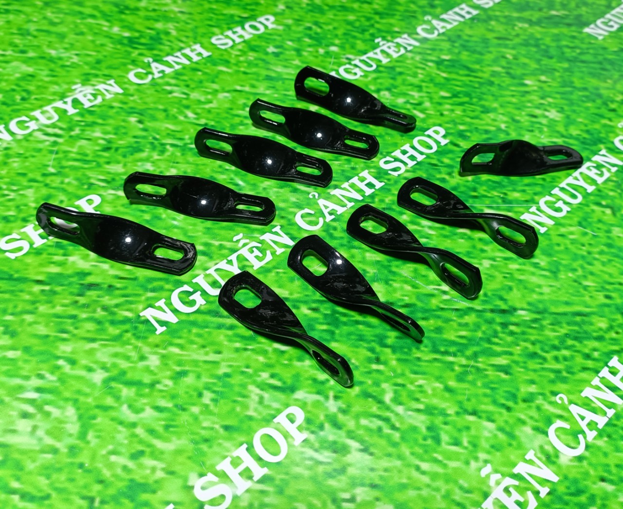 Pát nhỏ xíu gắn rổ future led