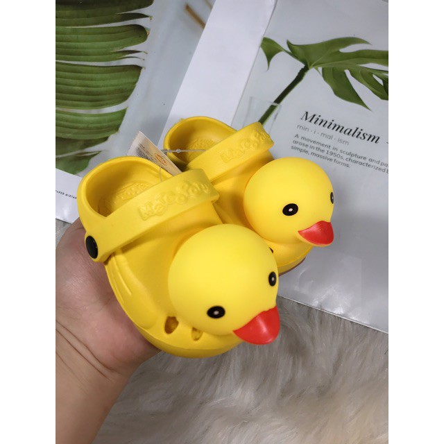 Dép sục vịt nhỏ siêu dễ thương cho bé. Thái Lan